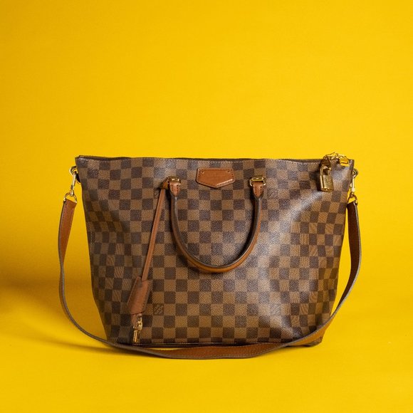 Louis Vuitton Belmont **SOLD** - Picture 1 of 3